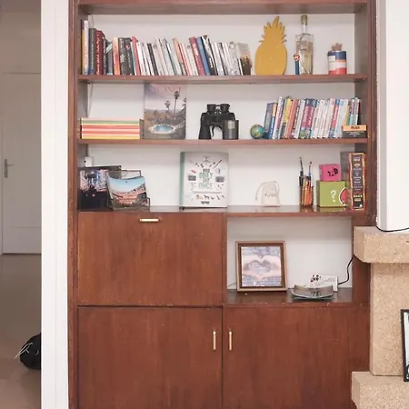 Appartement Dans Maison Individuelle, Piscine *