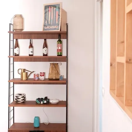 Dans Maison Individuelle, Piscine Appartement