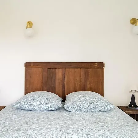 Dans Maison Individuelle, Piscine Appartement